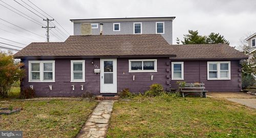 127 14th St, Surf City, NJ, 08008-6410 | Card Image