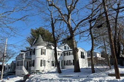 122 Sylvia St, Arlington, MA, 02476 | Card Image