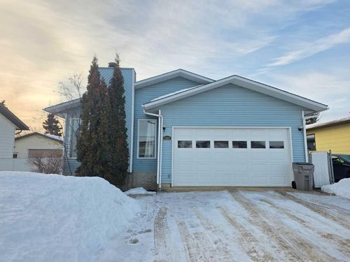 9409 124 Ave, Grande Prairie, AB, T8V5Y6 | Card Image