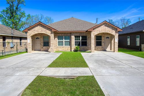 b-9306 Bean St, Houston, TX, 77028-1214 | Card Image