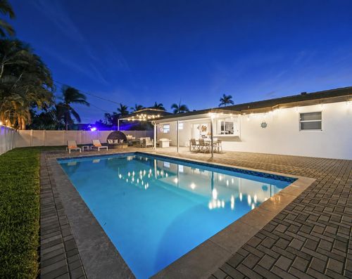 5040 Ne 22nd Ave, Lighthouse Point, FL, 33064-7017 | Card Image