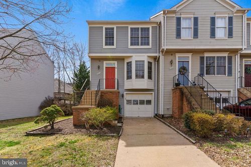 5843 Watermark Cir, CENTREVILLE, VA, 20120-2987 | Card Image