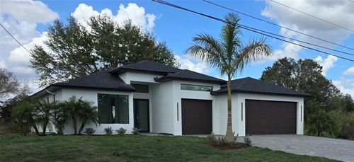 529 N Theodore Vail, LEHIGH ACRES, FL, 33974 | Card Image