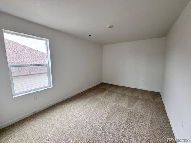 18328 Prince Hill Cir, House other with 4 bedrooms, 3 bathrooms and 2 parking in Parker CO | Image 14
