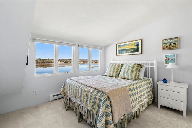 62 Crafts Rd, House other with 5 bedrooms, 2 bathrooms and 6 parking in Gloucester MA | Image 22