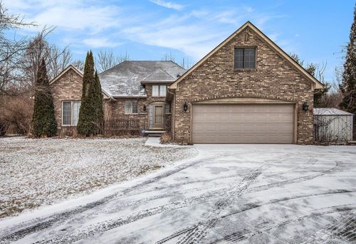 401 Nolan Rd, Wales, MI, 48027-4406 | Card Image