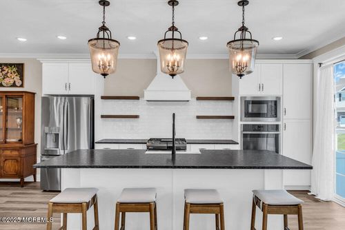 606-3028 Quail Ridge Blvd, Farmingdale, NJ, 07727-3895 | Card Image