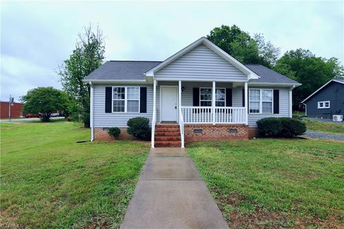 1324 Whitsett St, Burlington, NC, 27215-6931 | Card Image
