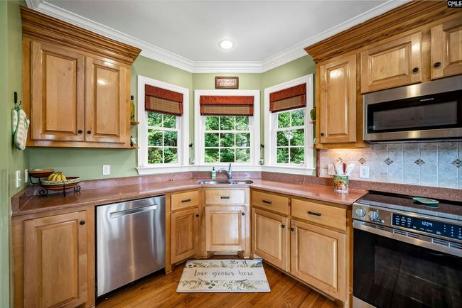 1081 Point View Rd, House other with 4 bedrooms, 4 bathrooms and null parking in Chapin SC | Image 31