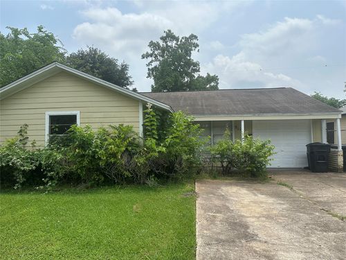 3118 Dacca Dr, Houston, TX, 77051-4614 | Card Image