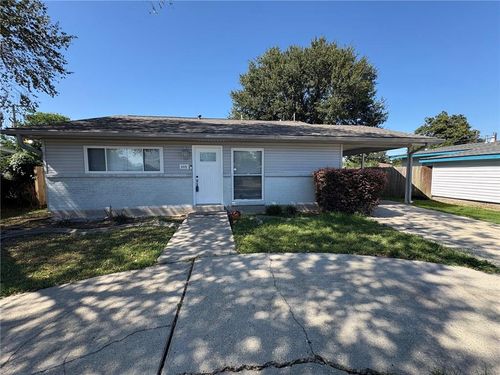 2115 Dartmouth St, Terrytown, LA, 70056-2803 | Card Image