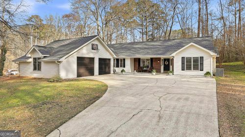 135 Spring Forest Way, Sharpsburg, GA, 30277-3534 | Card Image