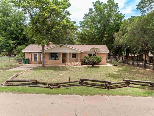 314 Sw 3rd St, Perkins, OK, 74059-3510 | Card Image