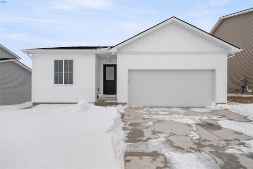 511 Prairie View Drive, Huxley, IA, 50124 | Card Image