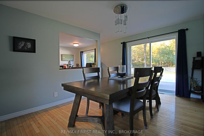 734 Short Point Rd, House other with 3 bedrooms, 3 bathrooms and 8 parking in Lyndhurst ON | Image 14