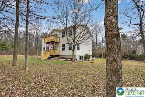 31 Orange Ln, Jim Thorpe, PA, 18229-3636 | Card Image