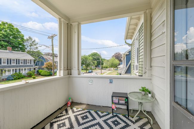 27 Thornton St, House other with 4 bedrooms, 2 bathrooms and null parking in Hamden CT | Image 4