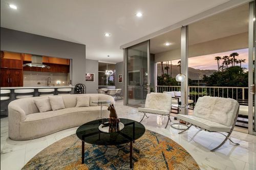 439 Desert Lakes Dr, Palm Springs, CA, 92264-5511 | Card Image