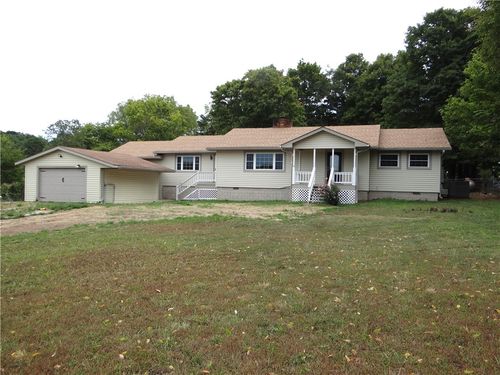 323 Shipley Ln, Winslow, AR, 72959-3127 | Card Image