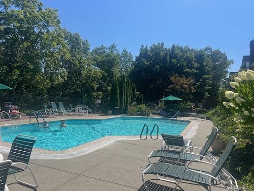 apt-32-333 N State Rd, Briarcliff Manor, NY, 10510-1463 | Card Image