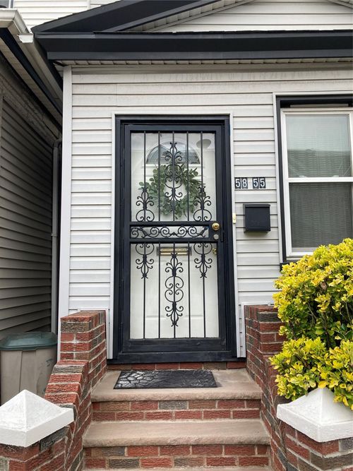 5855 41st Dr, Woodside, NY, 11377-4834 | Card Image