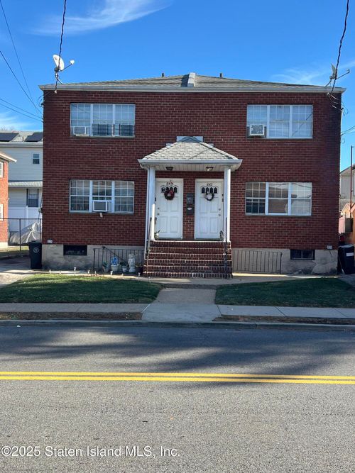 645-643645 Port Richmond Ave, Staten Island, NY, 10302-1726 | Card Image