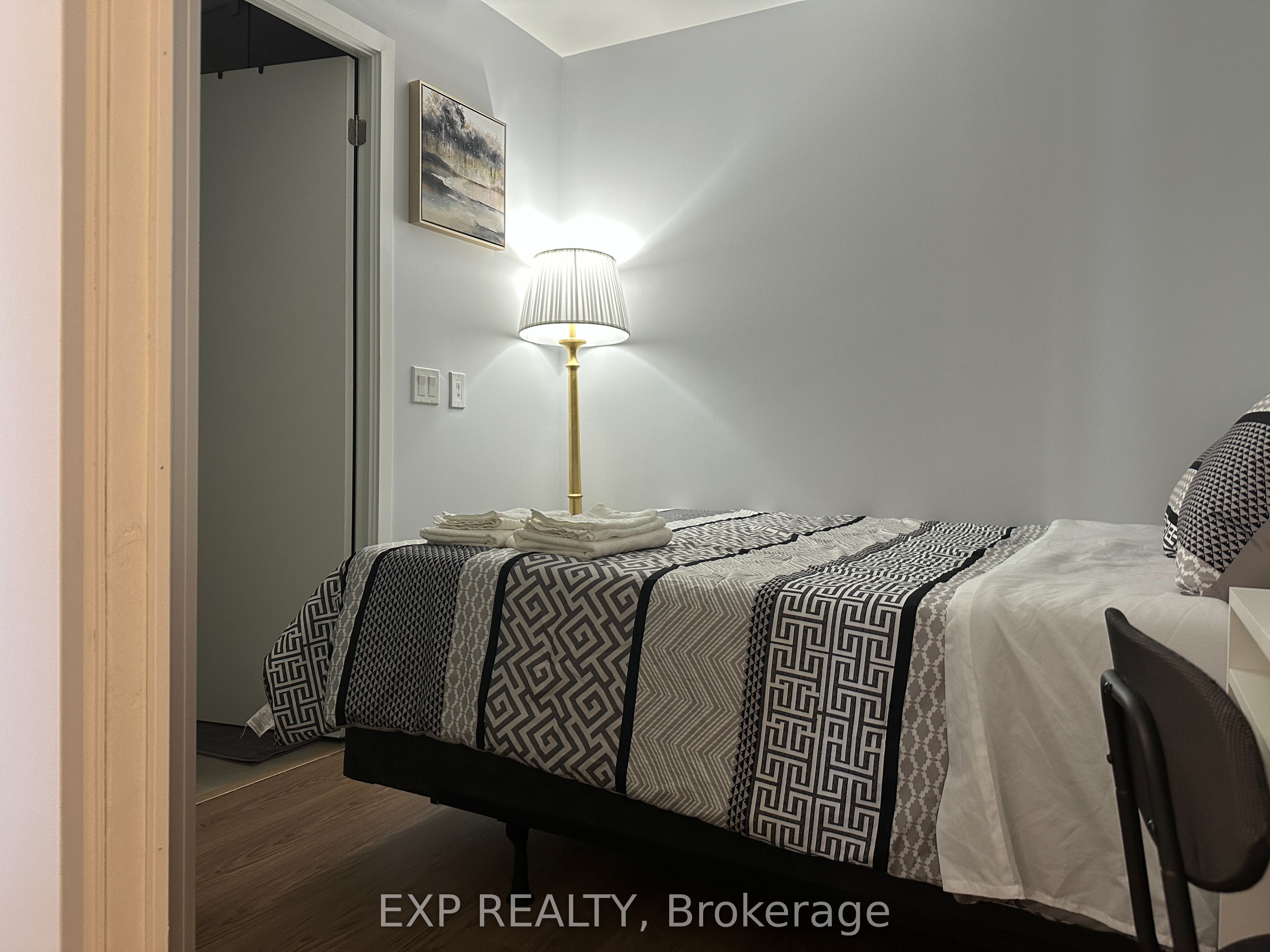 Residential Lease in Toronto C08 3