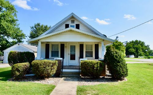 10665 Quinn St, Shirley, IL, 61772-7000 | Card Image