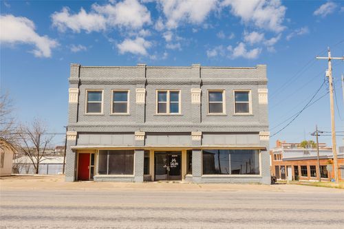 200 W 8th St, Cisco, TX, 76437-3023 | Card Image