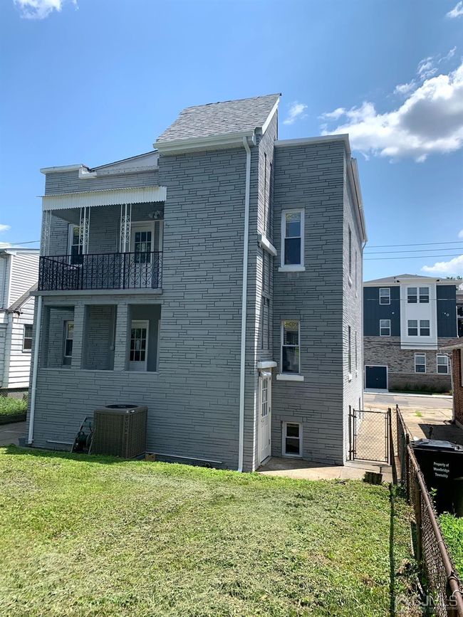 168 Bunns Lane, Sold in Woodbridge Proper Zoocasa