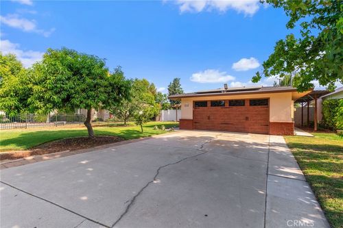 25446 Lane St, Loma Linda, CA, 92354-2310 | Card Image