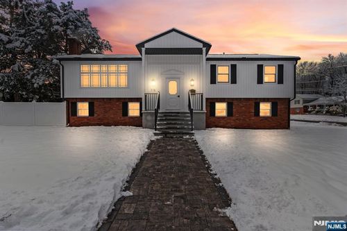 75 Demarest Ave, Emerson, NJ, 07630-1766 | Card Image