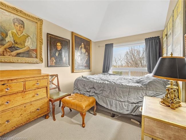 80 Ferrie St W, House other with 2 bedrooms, 2 bathrooms and 1 parking in Hamilton ON | Image 24