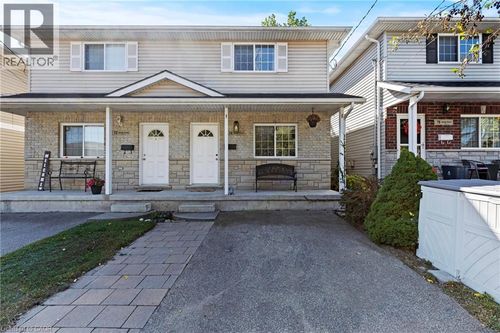 74 Grand River Ave, Brantford, ON, N3T4X4 | Card Image