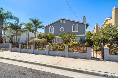 540 E 219th St, Carson, CA, 90745-3201 | Card Image