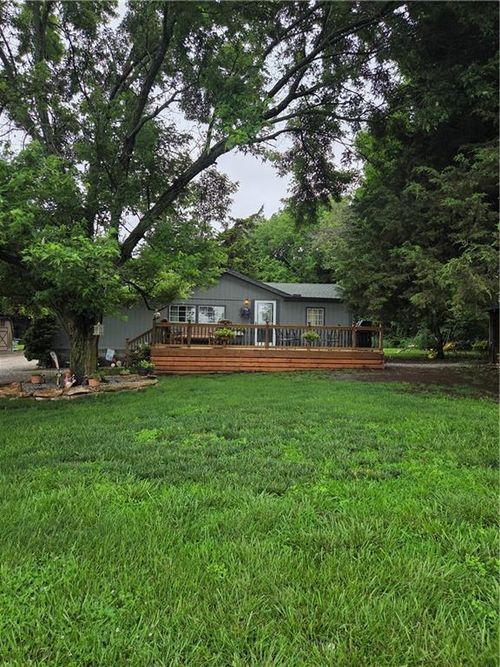 250 Virginia Rd, Greeley, KS, 66033-9559 | Card Image
