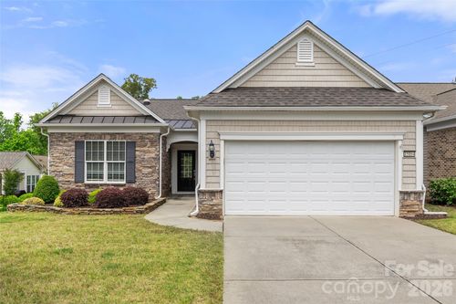 15164 Legend Oaks Court, Fort Mill, SC, 29707 | Card Image