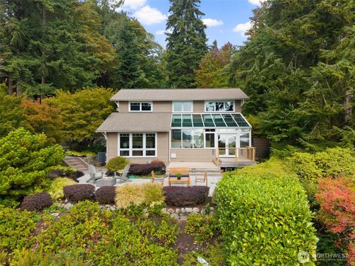 9796 Ne Murden Cove Dr, Bainbridge Island, WA, 98110-1332 | Card Image