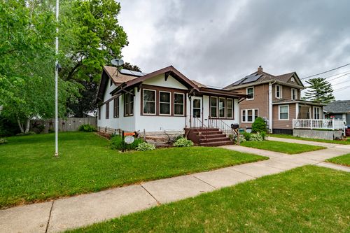 318 E Center St, MOUNT MORRIS, IL, 61054-1512 | Card Image