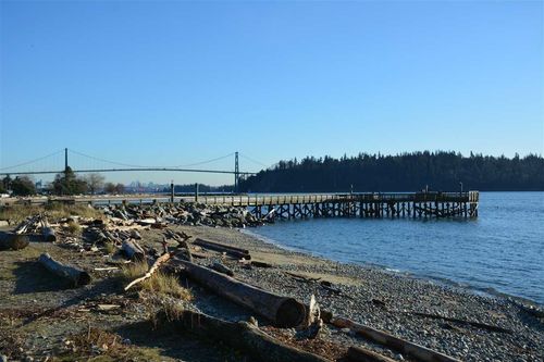 205-1331 Marine Dr, West Vancouver, BC, V7T1B6 | Card Image