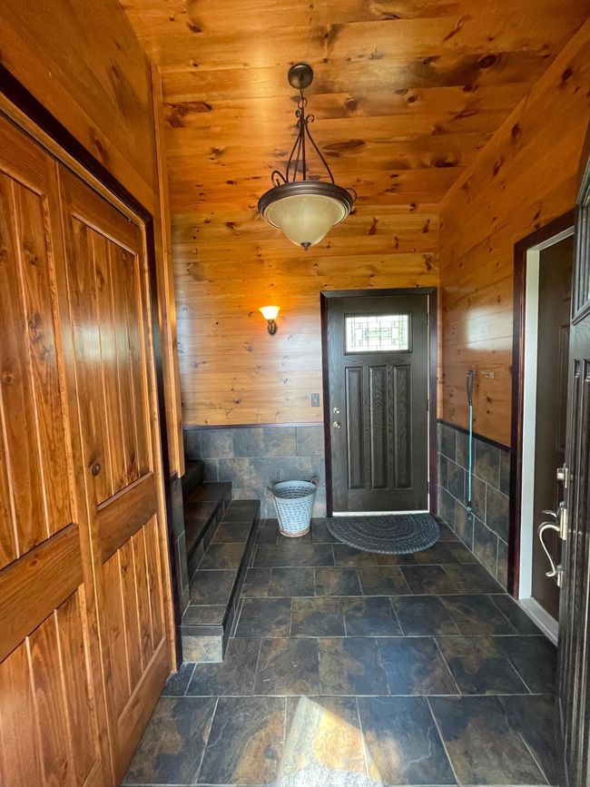 38364 200 Th St, House other with 3 bedrooms, 3 bathrooms and null parking in Springfield MN | Image 81