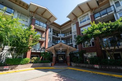 409 - 11950 Harris Rd, Condo with 1 bedrooms, 1 bathrooms and 1 parking in Pitt Meadows BC | Image 1