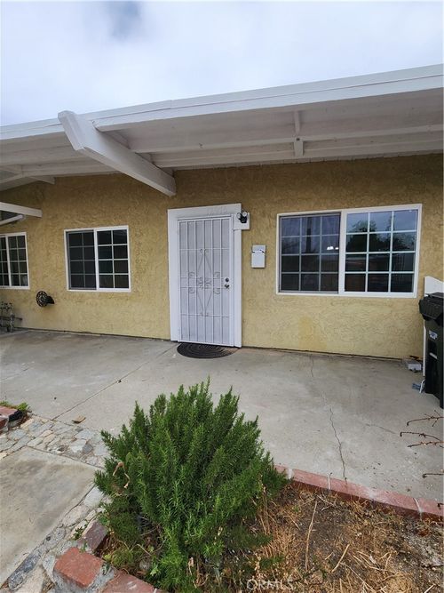 12975 Corcoran Pl, San Fernando, CA, 91340-1517 | Card Image