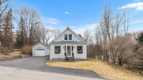 34 Preston Ave, Auburn, MA, 01501-2664 | Card Image