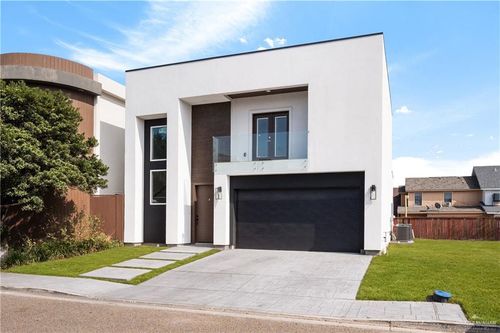 2339 S 42nd Ln, McAllen, TX, 78503-8498 | Card Image