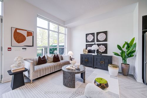 c103-38 Cedarland Dr, Markham, ON, L6G0G7 | Card Image