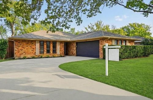 1661 Juniper Ln, Lewisville, TX, 75077-2749 | Card Image