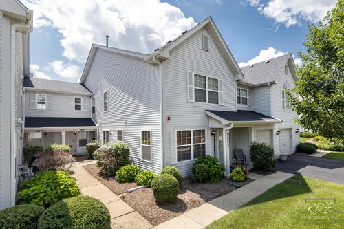 2477-2477 Frost Dr, Aurora, IL, 60503-5763 | Card Image