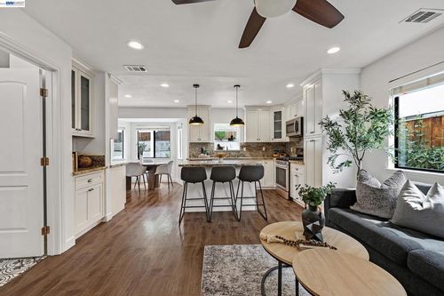 3286 Whitesand Ct, San Jose, CA, 95148-3054 | Card Image