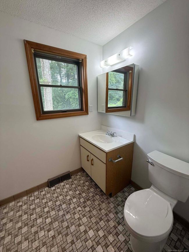 45 - 45 Brookside Vlg, Condo with 2 bedrooms, 2 bathrooms and null parking in Enfield CT | Image 16